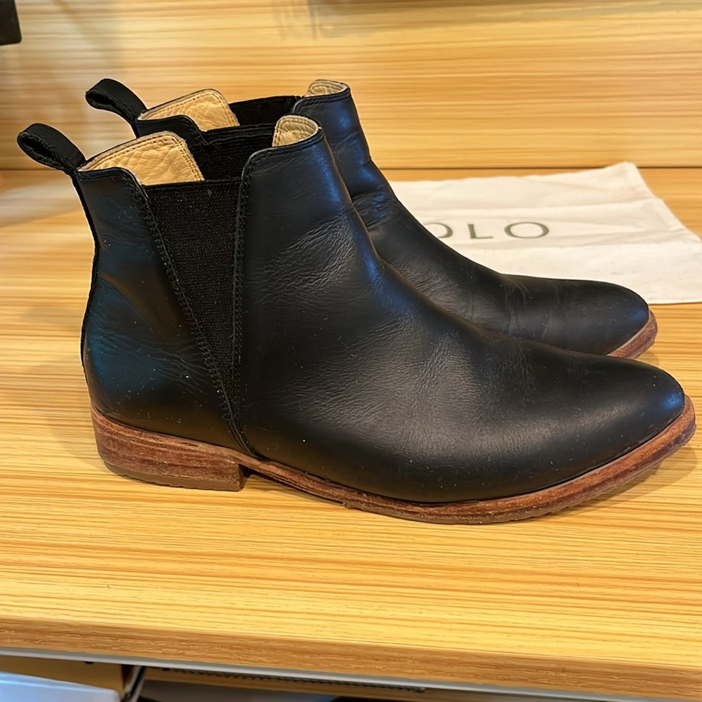 Nisolo Eva Everyday Chelsea, black boots, size 8